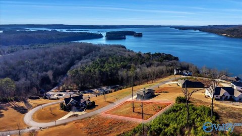 Lake Guntersville Lakeside Community Land