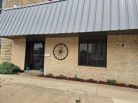 Five-Suite Office and Retail Building