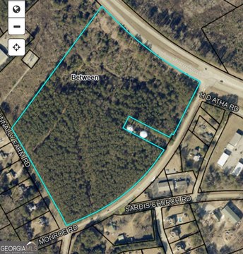 Land in Prime Location