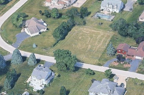 Vacant Land in Quiet Subdivision