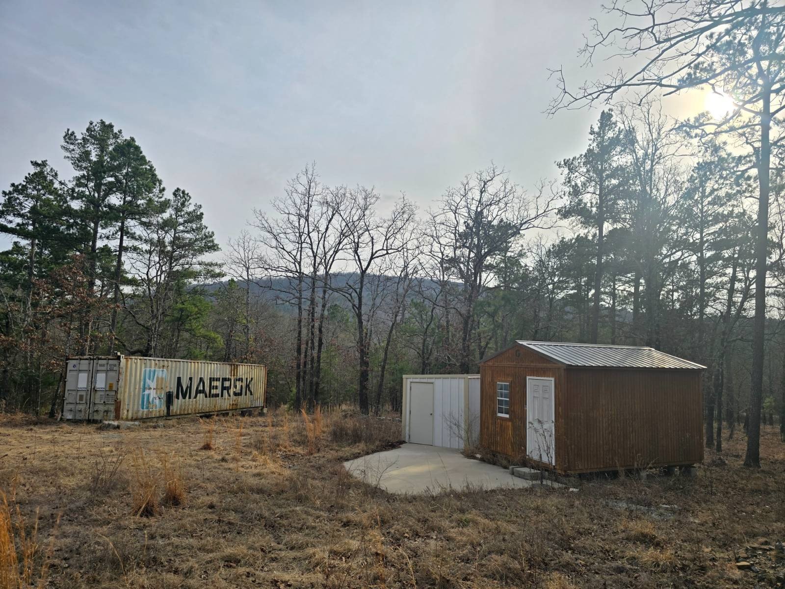 Secluded Off-Grid Hunting Retreat