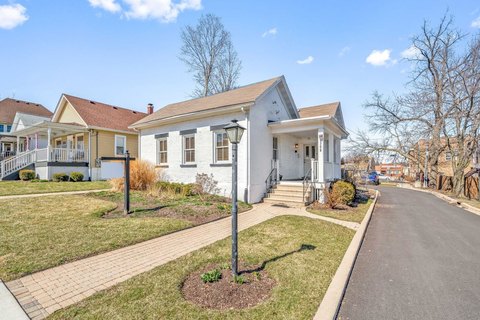 Rehabbed Office Building, St. Charles