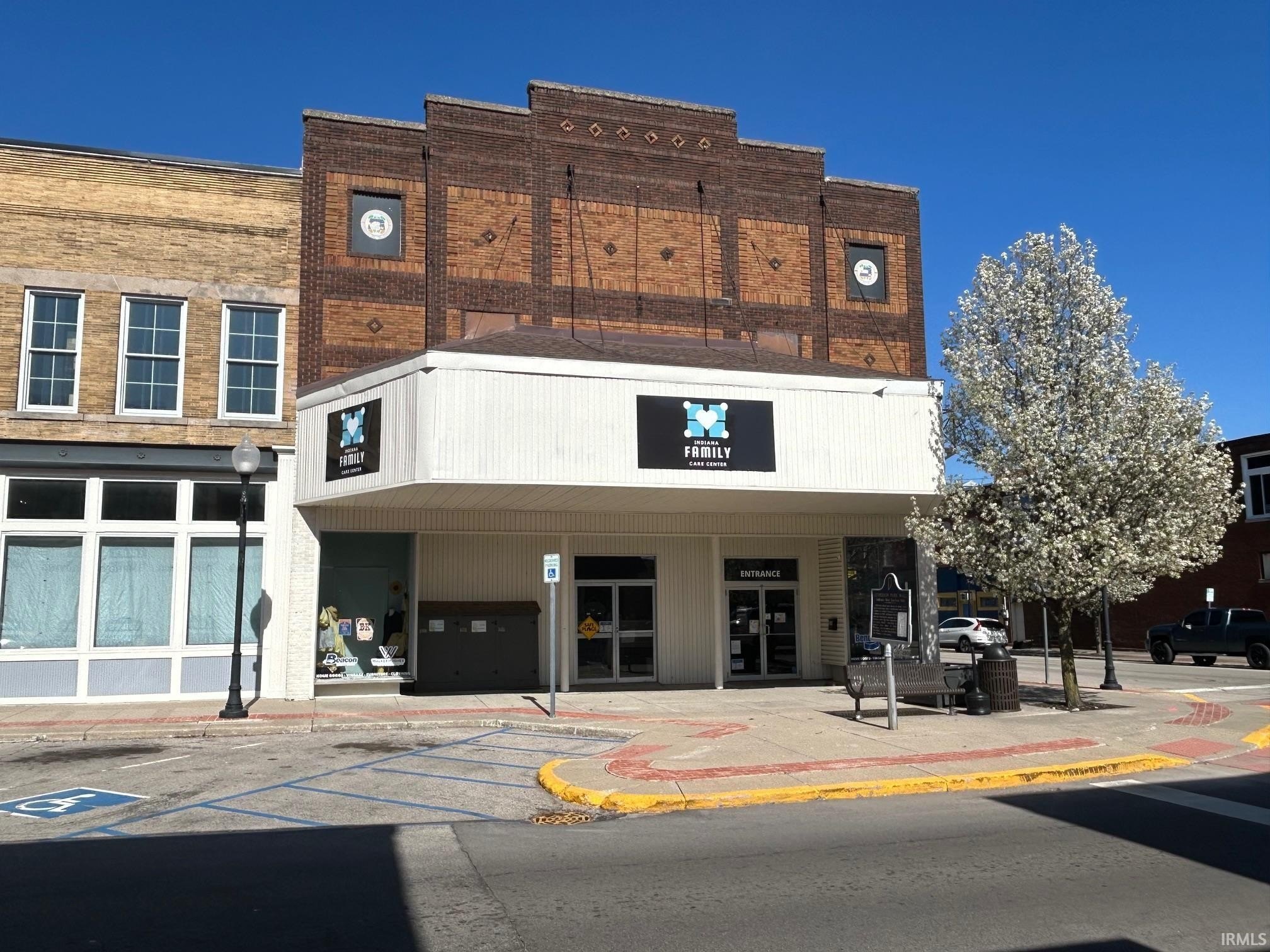 Downtown Huntington Retail Property