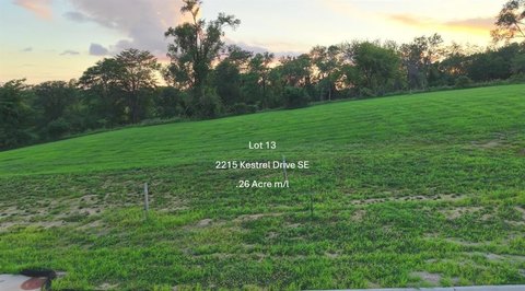 Residential Land in Cedar Rapids