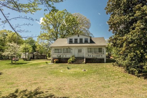 Commercial Property in Monroe, VA