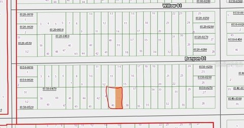 Residential Land in Interlachen, FL