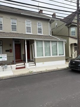 Mixed-Use Building with Apartment
