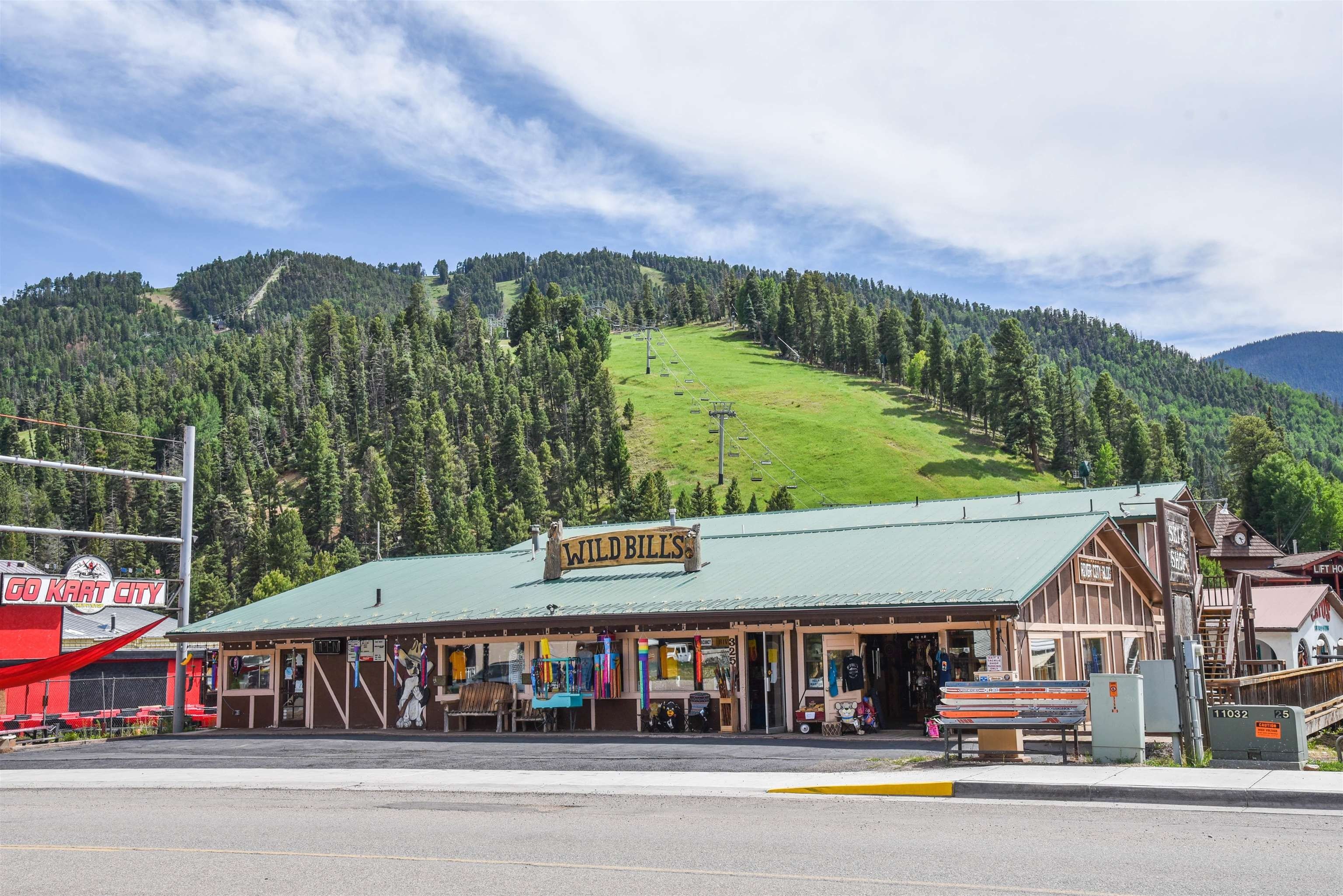 Red River Multi-Income Commercial Property