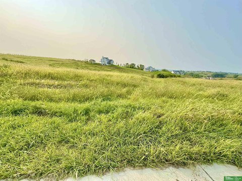 Acreage Lot in Gretna, Nebraska