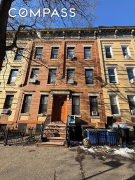 Mid-Rise 6-Unit Apartment Building