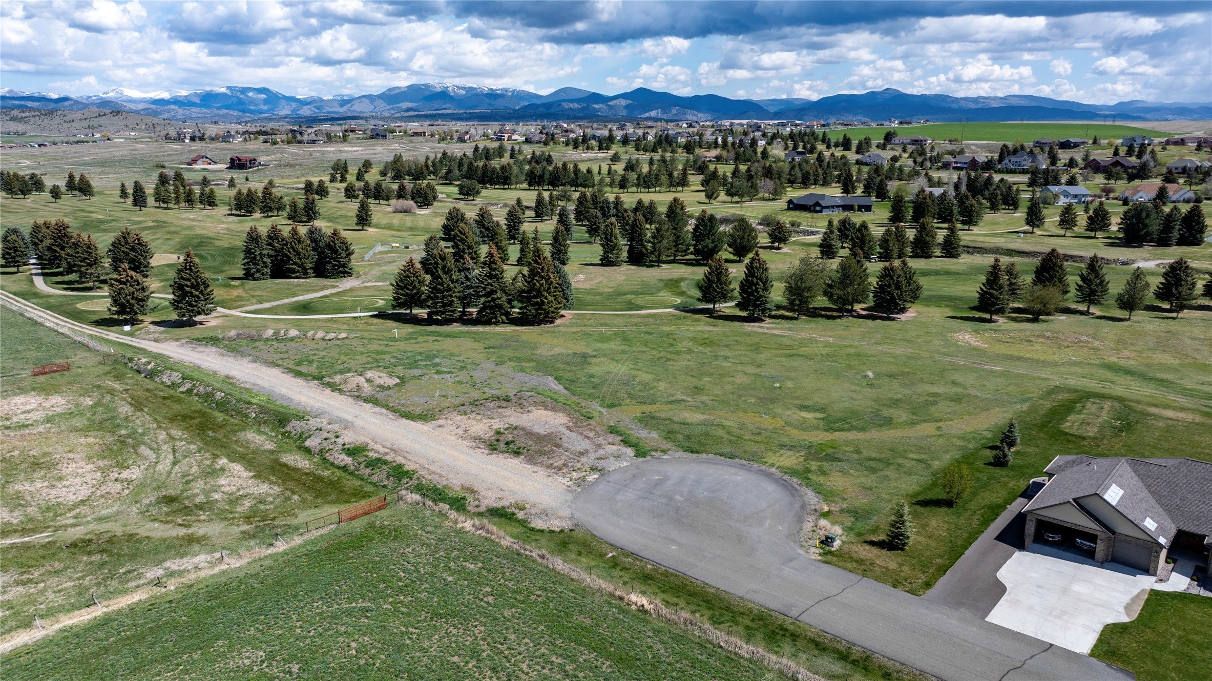 Residential Land Near Golf Course