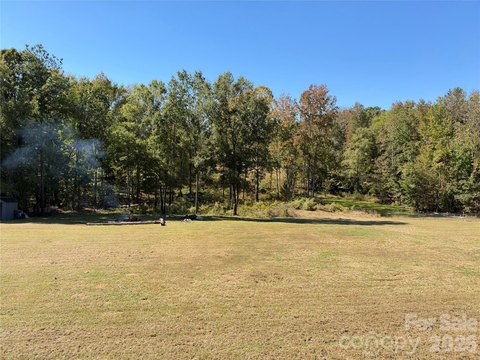 Land, Midland, NC