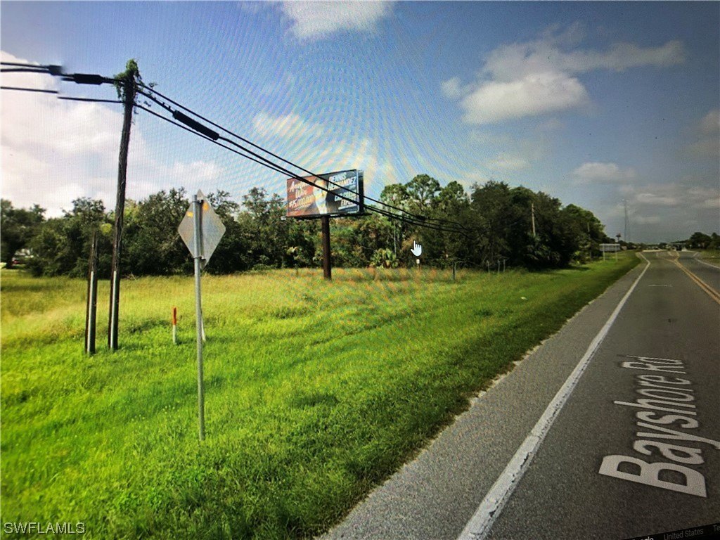 Commercial Land on Bayshore Road