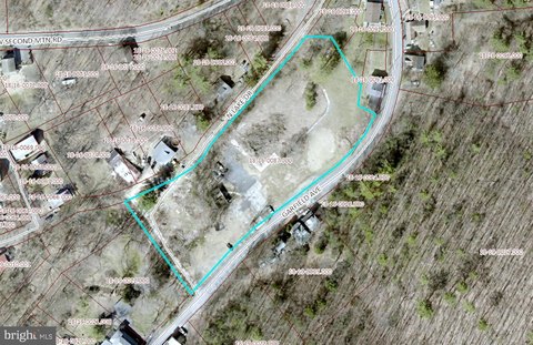 LAND - POTTSVILLE, PA