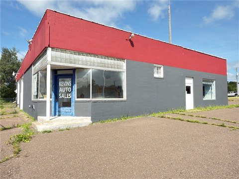 Frederic Commercial Property with Bays