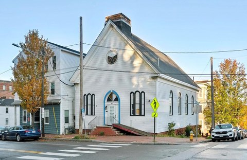 Commercial Land in High-Traffic Area