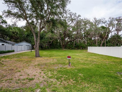 LAND - PORT RICHEY, FL