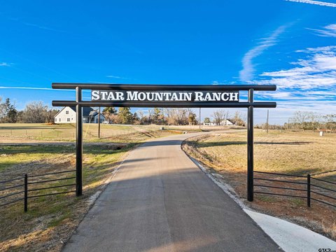 Land, Winona, TX