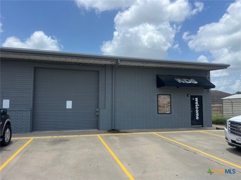 Commercial Flex Space Available