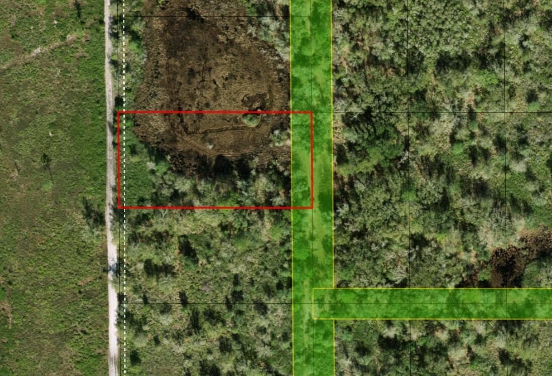 Recreational Land in Kathleen, Florida