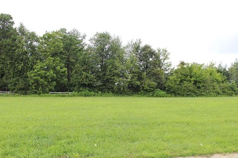 Residential Lot in Hunters Point