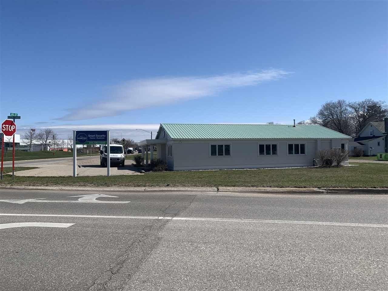 Commercial Property Near Airport Entrance