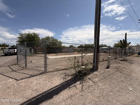 LAND - Tucson, AZ