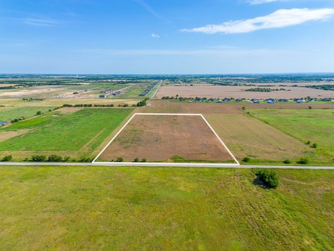 Agricultural Land with Hay Production