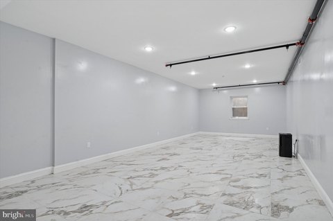 Prime Commercial Space in Philadelphia