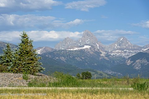 Tetonia Land with Teton Views