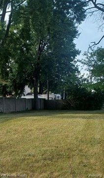 LAND - Hazel Park, MI