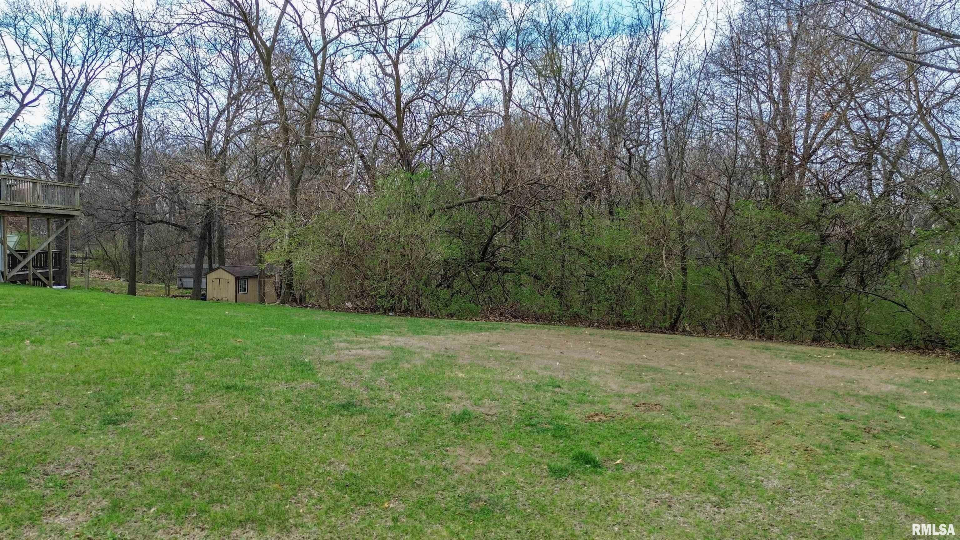 Lake Camelot Wooded Lot