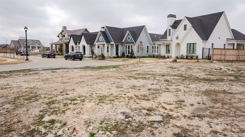 Residential Land in Midlothian, TX