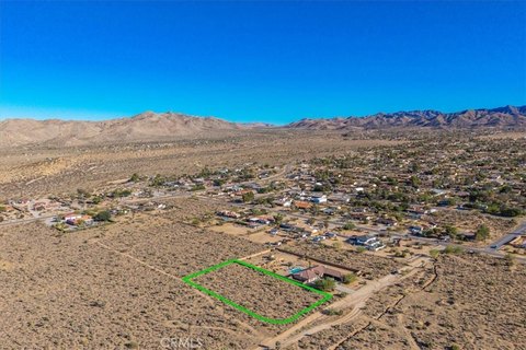 Expansive Yucca Valley Buildable Lot