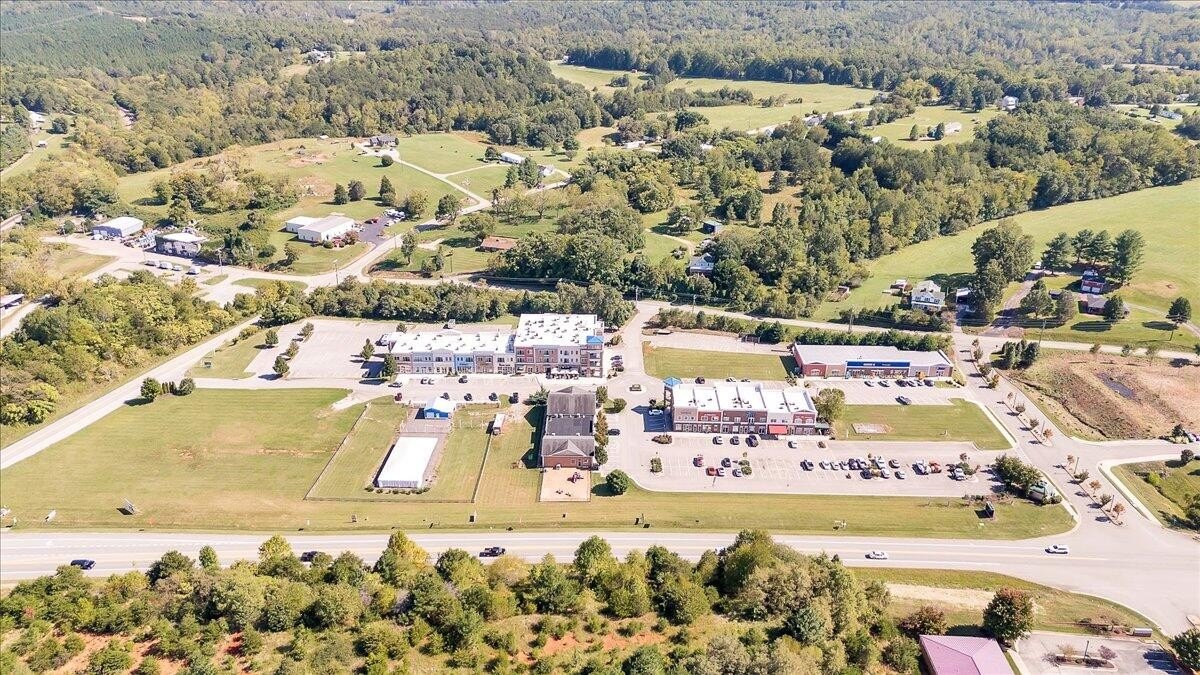 Commercial Lot in Downtown Moneta