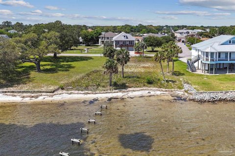Sound Front Lot in Gulf Breeze