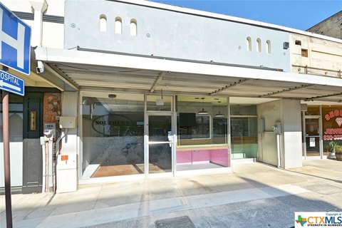 Retail Space in Historic District