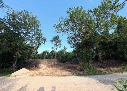 Land, Athens, OH