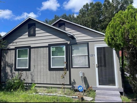 St. Petersburg Duplex with Potential