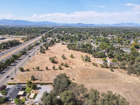 LAND - Redding, CA