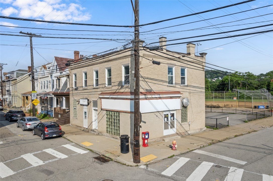 Troy Hill Mixed-Use Building