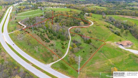 LAND, Omaha, NE