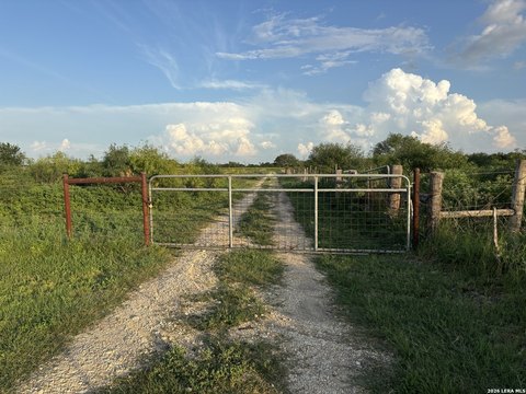 Land, Cibolo, TX