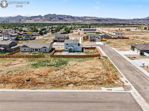 Land, Canon City
