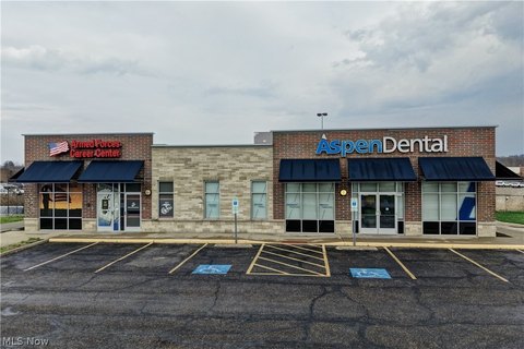 COMMERCIAL - New Philadelphia, OH