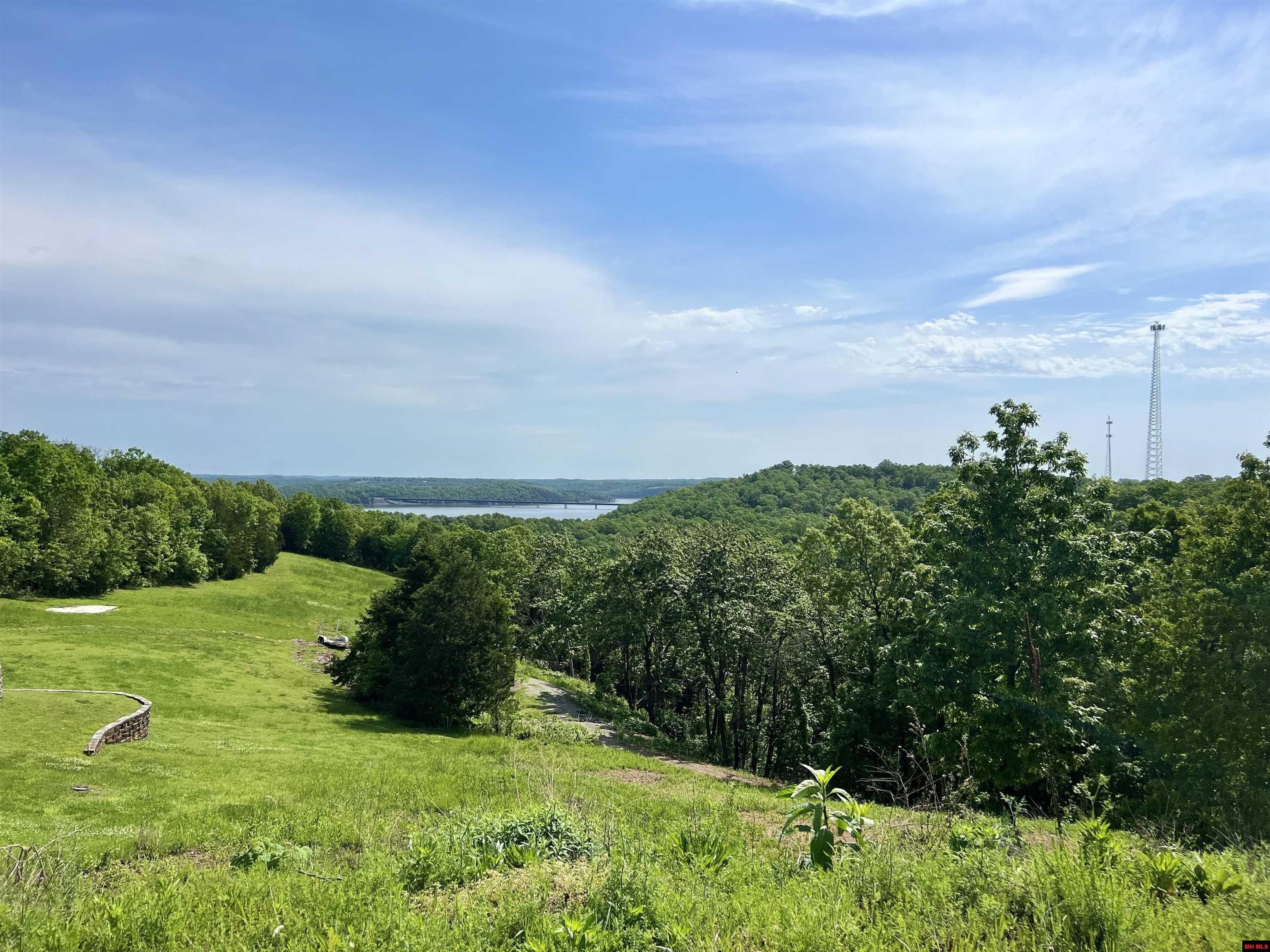 Mountain Home Land with Views