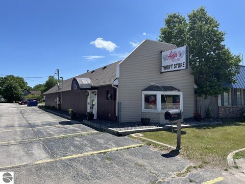 Retail Income Property with Street Frontage