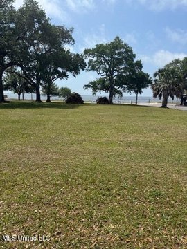 Beachfront Corner Lot with View