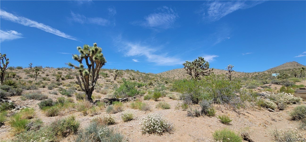 White Hills Land with Views