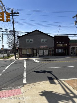 Eatontown Retail Space For Rent
